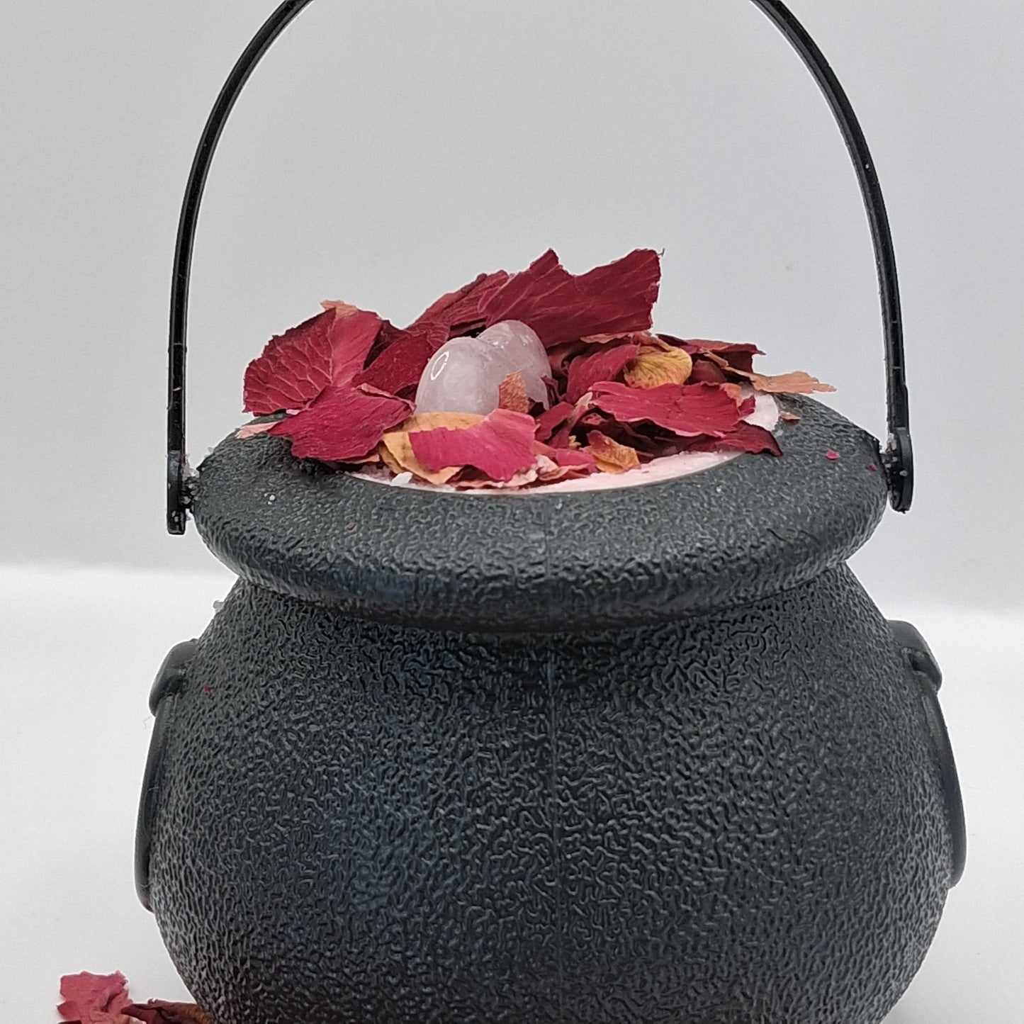 Rose Qaurtz Mini Cauldron Bathbombs