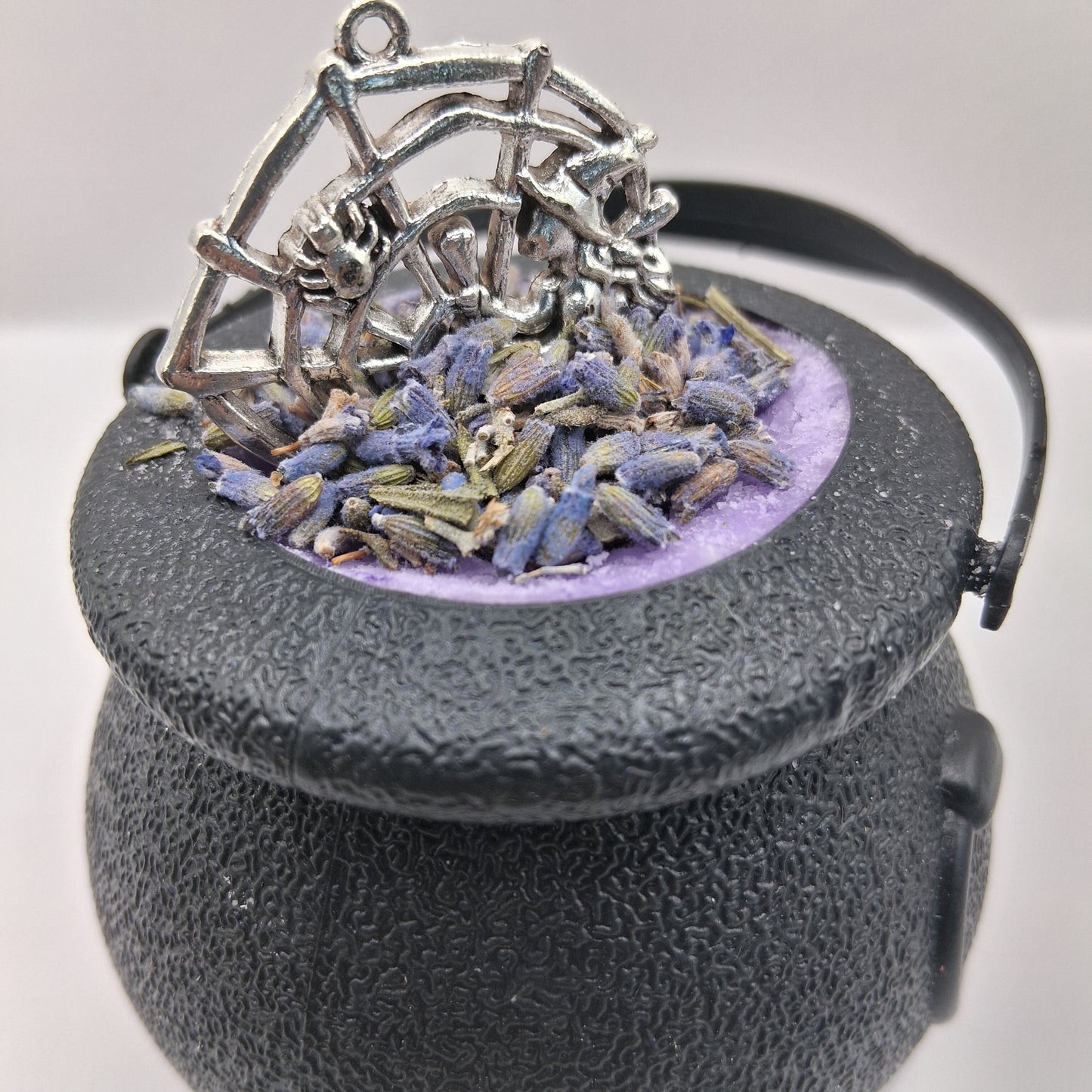 Witches Brew Mini Cauldron Bathbombs