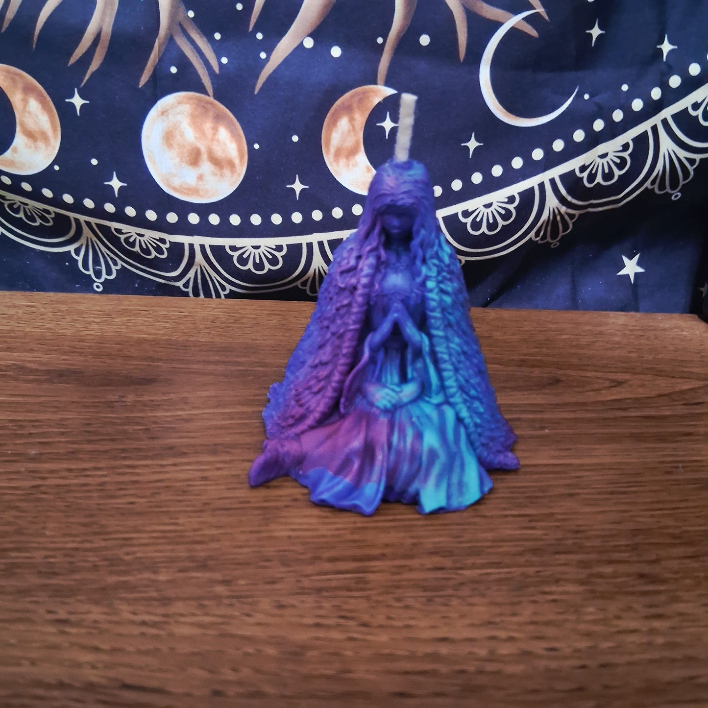 Aura of Eos Praying Goddess Candle