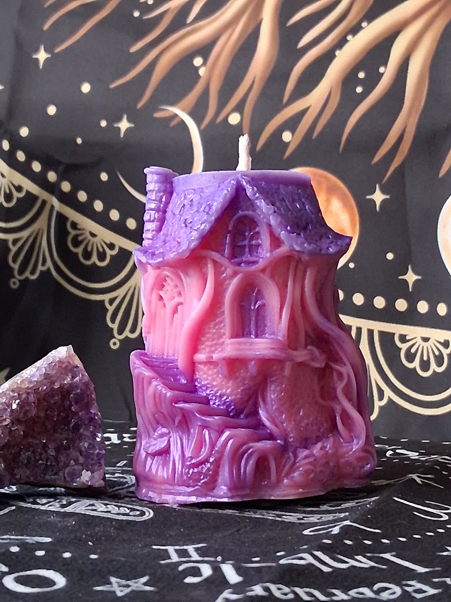 Honeysuckle Hidaway Treehouse Candle