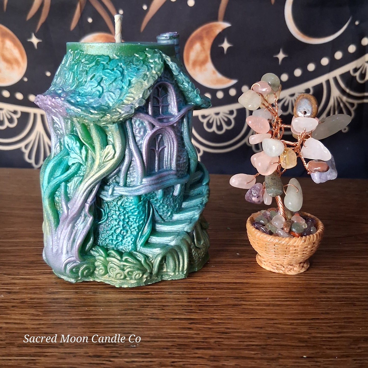 Faerie Grove Saffron and Patchouli Scented Treehouse Candle