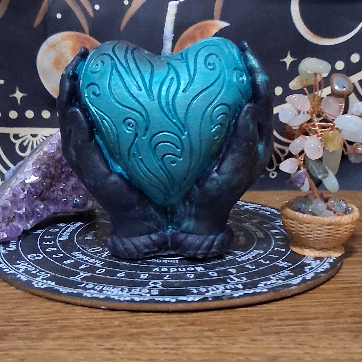 Hera's Sacred Heart Offering Candle