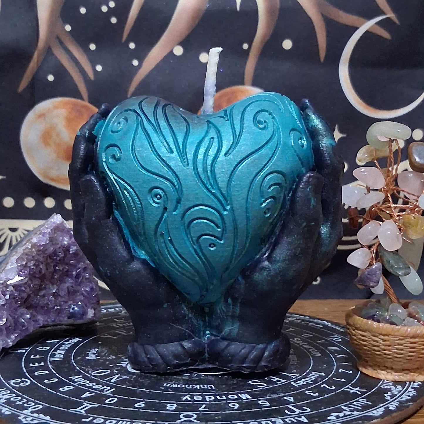 Hera's Sacred Heart Offering Candle