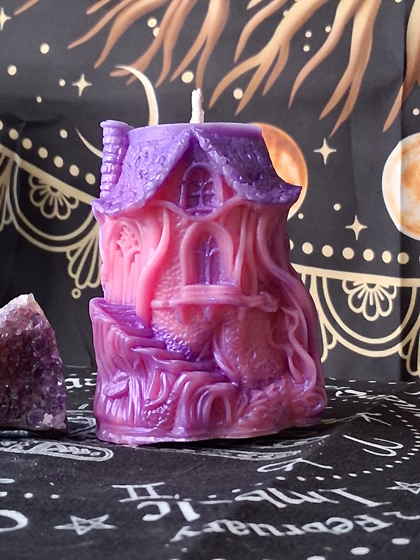 Honeysuckle Hidaway Treehouse Candle