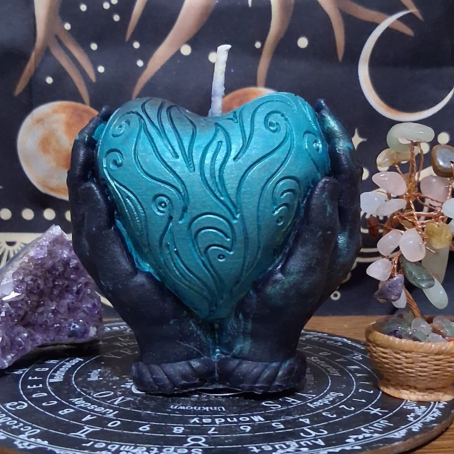 Hera's Sacred Heart Offering Candle