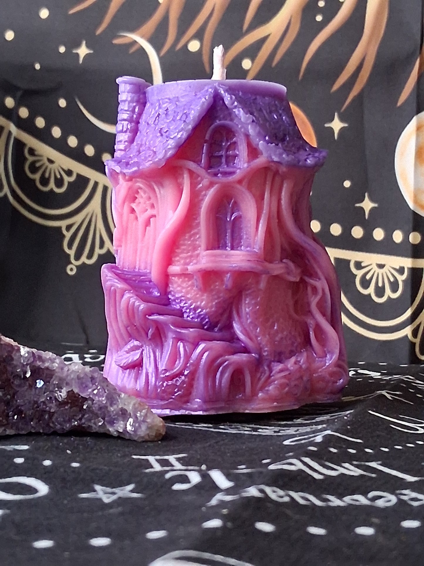 Honeysuckle Hidaway Treehouse Candle