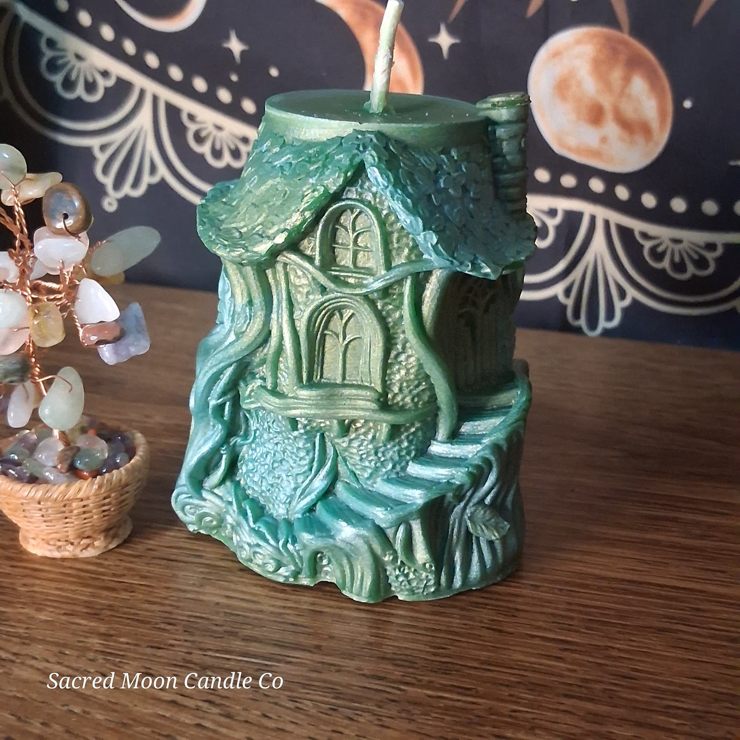 Faerie Grove Saffron and Patchouli Scented Treehouse Candle