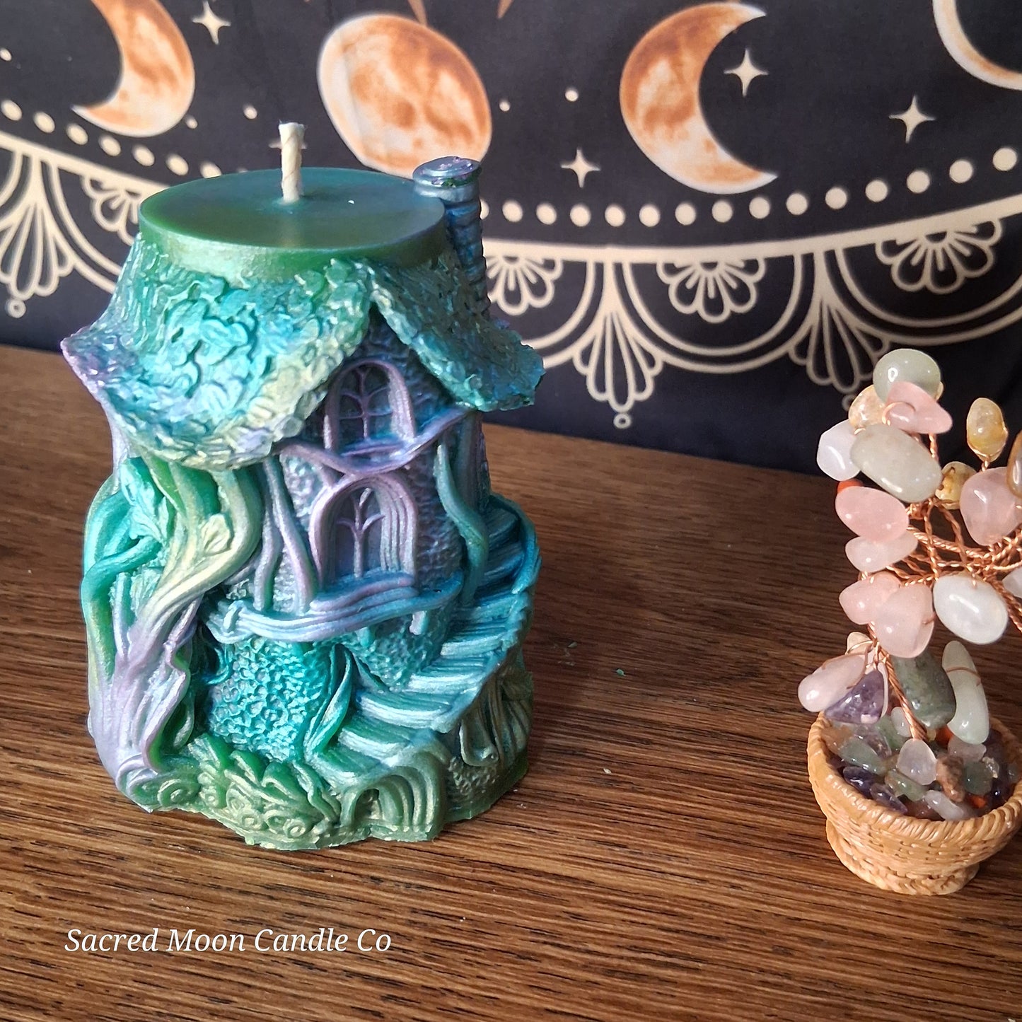 Faerie Grove Saffron and Patchouli Scented Treehouse Candle