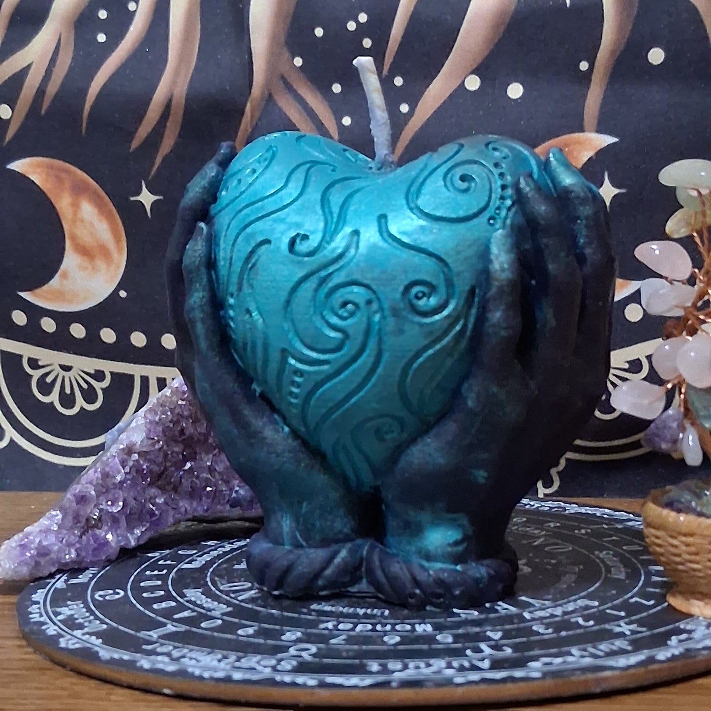 Hera's Sacred Heart Offering Candle