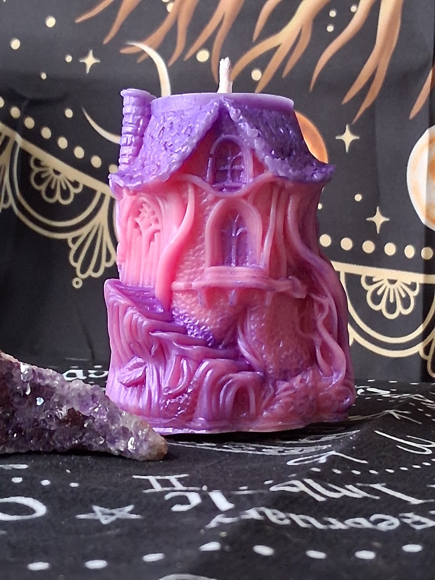 Honeysuckle Hidaway Treehouse Candle