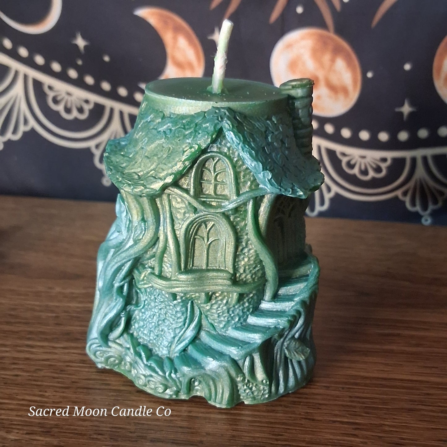 Faerie Grove Saffron and Patchouli Scented Treehouse Candle