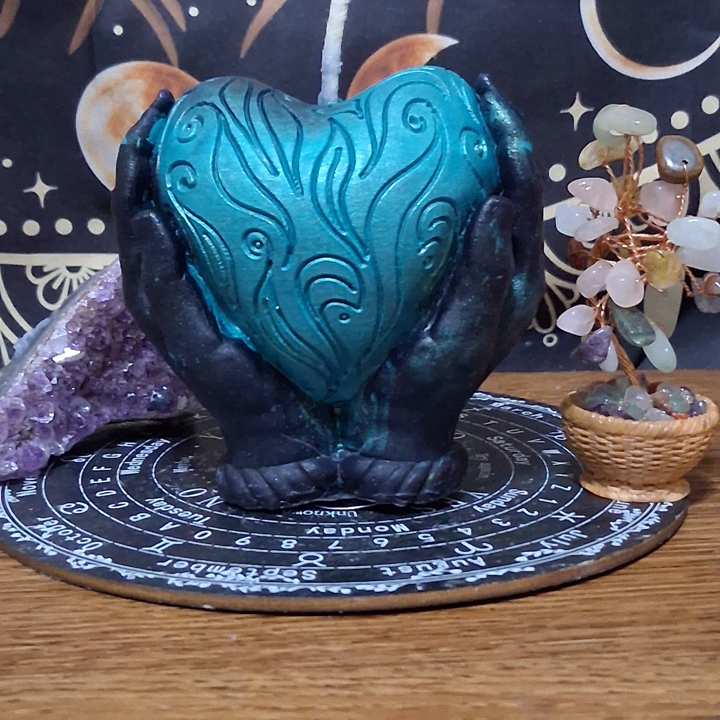 Hera's Sacred Heart Offering Candle