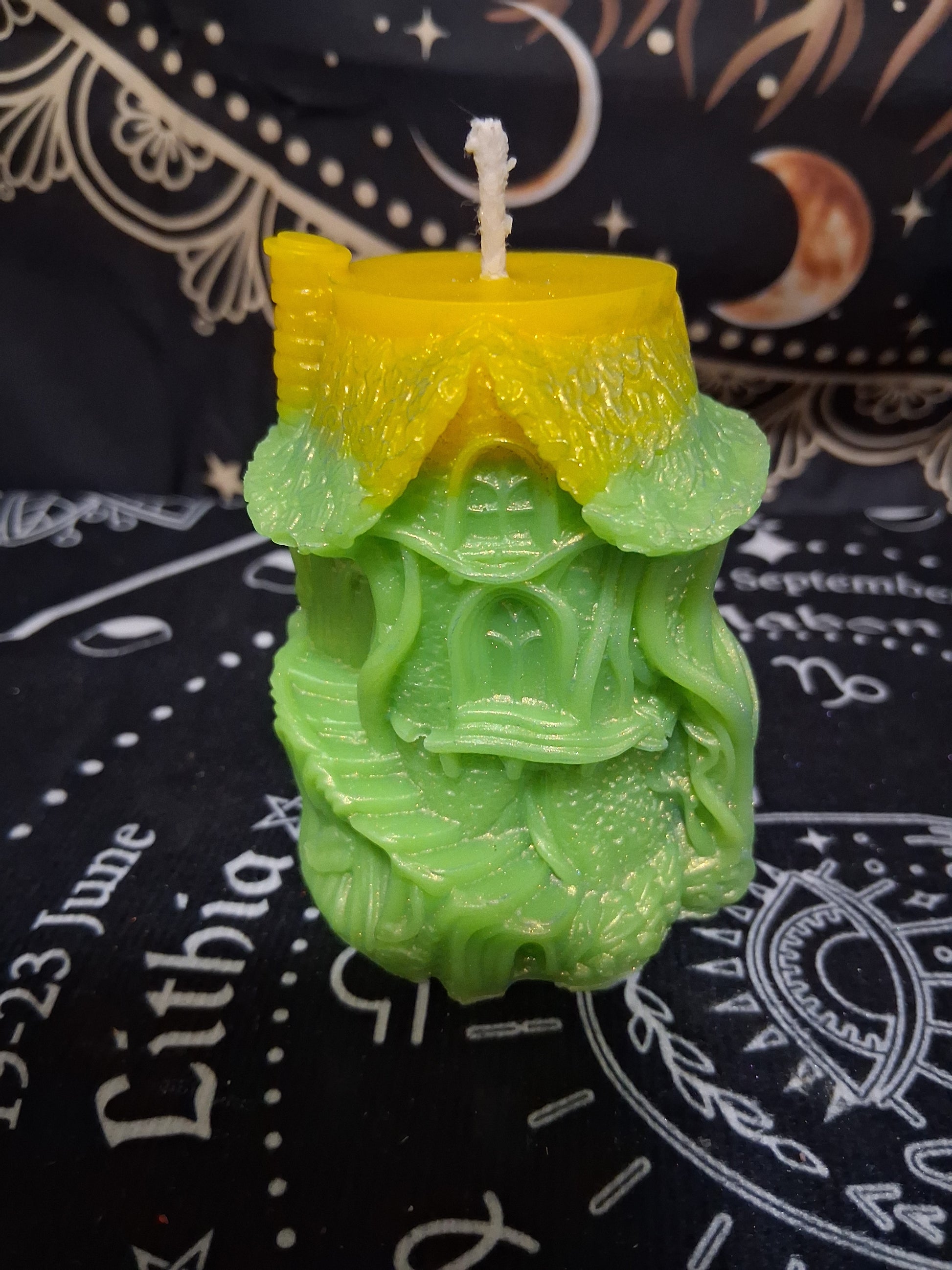 Sacred Moon Candle Co Citrus Canopy Hidaway Treehouse Candle in green and yellow with detailed nature design